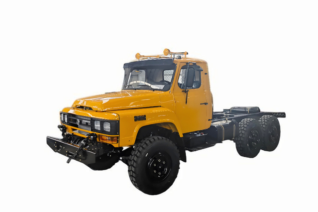 2.5-ton small steel cannon EQ2082 chassis_DF240 off-road truck 170 horsepower tip_6*6 classic 25Y special vehicle chassis customization