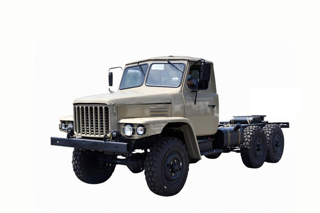DFEQ2082 chassis 2.5 ton small steel gun_240 off-road truck 170 horsepower_6*6 classic 25Y special vehicle chassis