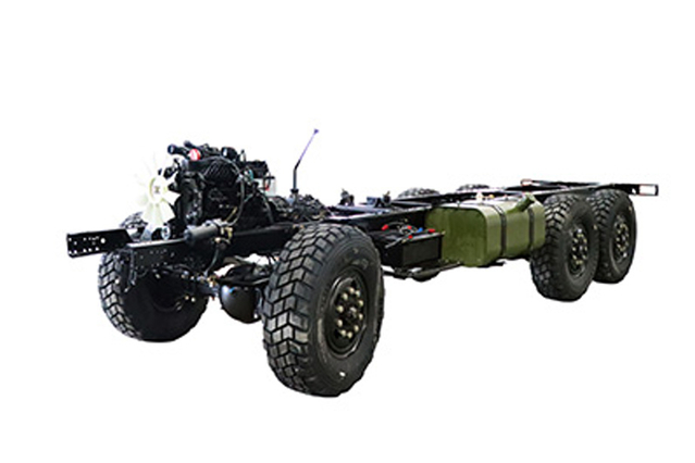 EQ2100E6D/EQ2102 off-road special truck category III chassis_245/246 six-wheel drive 140 transport truck_6×6DFclassic 190 horsepower military vehicleTruck chassis