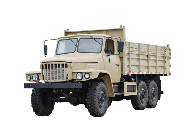Upgraded EQ2082 off-road special truck_DF 2.5-ton small steel gun six-wheel drive 240 cargo 170 horsepower_6*6 classic 25Y engineering transport truck