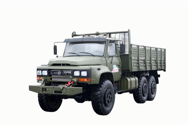 EQ2100E6D off-road special transport vehicle_six-wheel drive 245 tip 140 truck_6×6DFclassic 190 horsepower long-nose military vehicleTruck