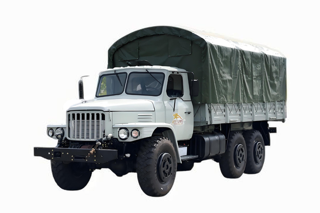 Classic personnel carrier EQ2100E6D off-road special truck_six-wheel drive 245 pointed 140 transport vehicle_190 horsepower 6×6 long-head military vehicleTruck