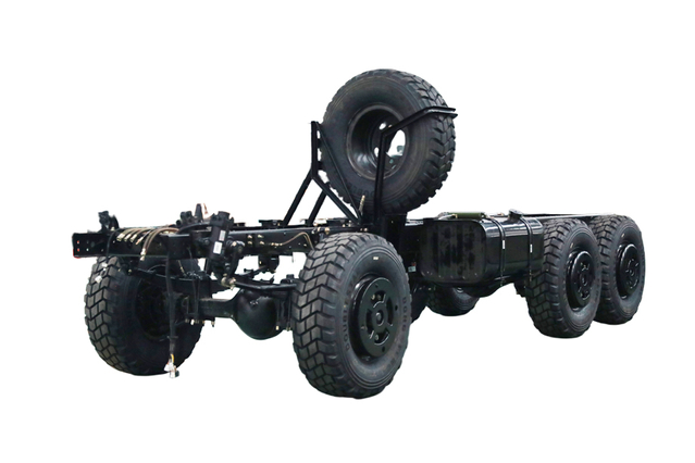 190 HP EQ2102G off-road special truck Category III chassis_six-wheel drive 245 flat head 140/153 transport truck_6×6DFclassic 210 HP military vehicle cargo vehicle Category II platform