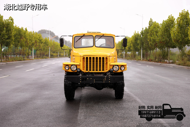 EQ2082E6D six-wheel drive troop carrier classic cargo vehicle_DF pointed 240 gun truck_6×6 long-head military vehicle