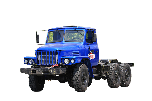  Production factory six-wheel drive EQ2082 chassis modification quotation_DF240 off-road truck Cummins 170/Weichai 190 horsepower manufacturer customized configuration_6*6 classic 25Y special vehicle chassis sales phone number